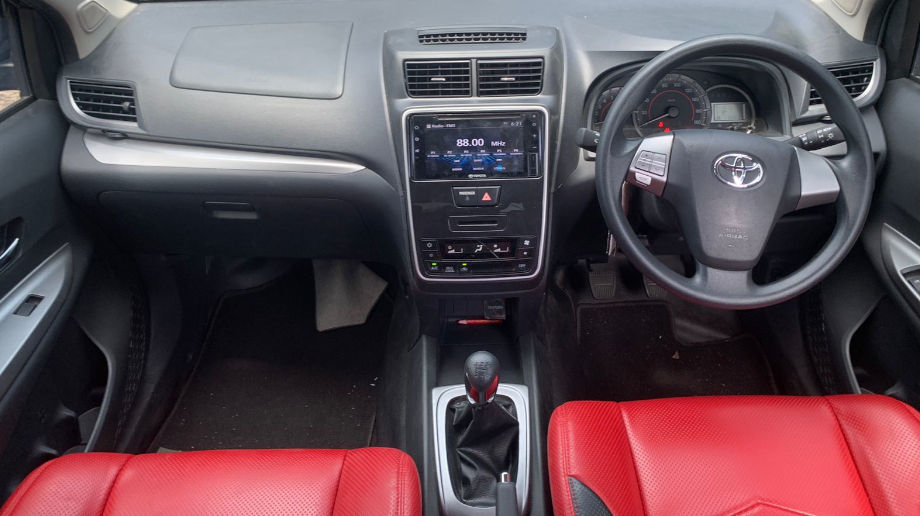 TOYOTA AVANZA VELOZ 1.3 MT (GRAND NEW) MT 2020
